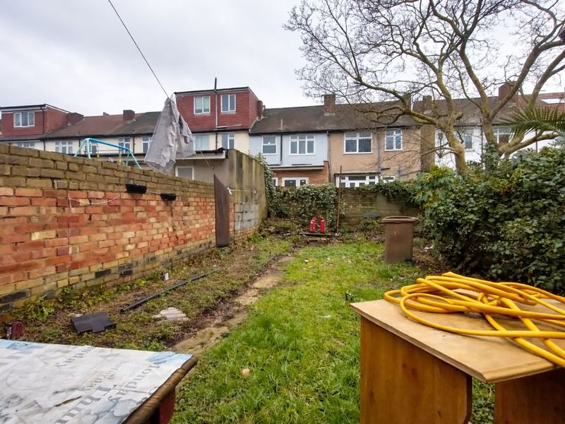 Photo 16- click for photo gallery